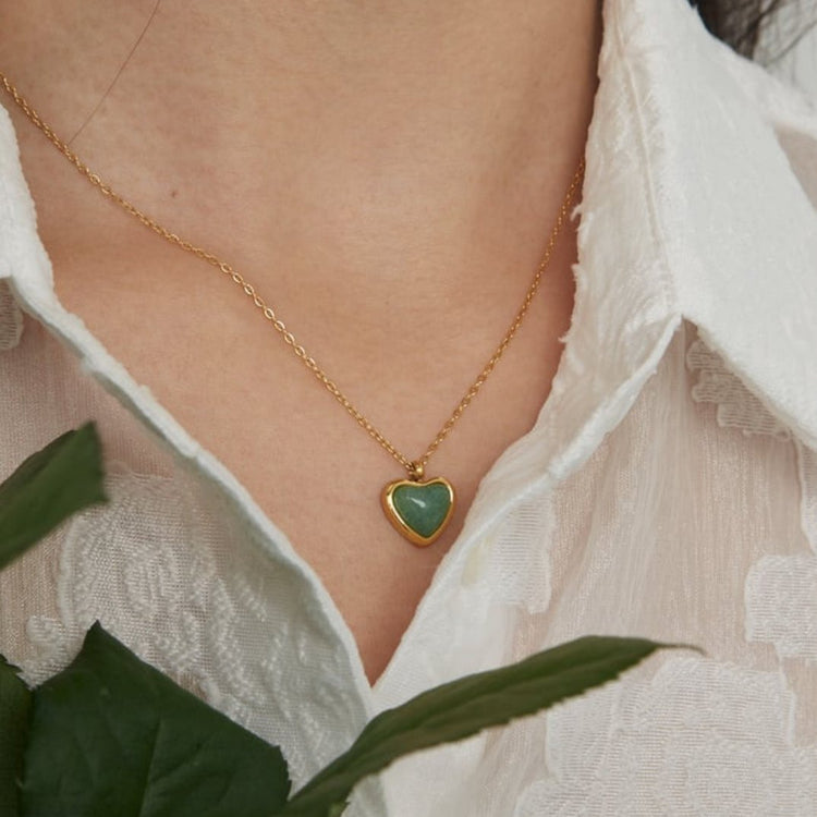 Infatuation necklace