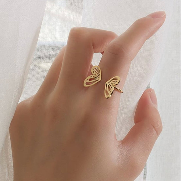 Butterfly ring