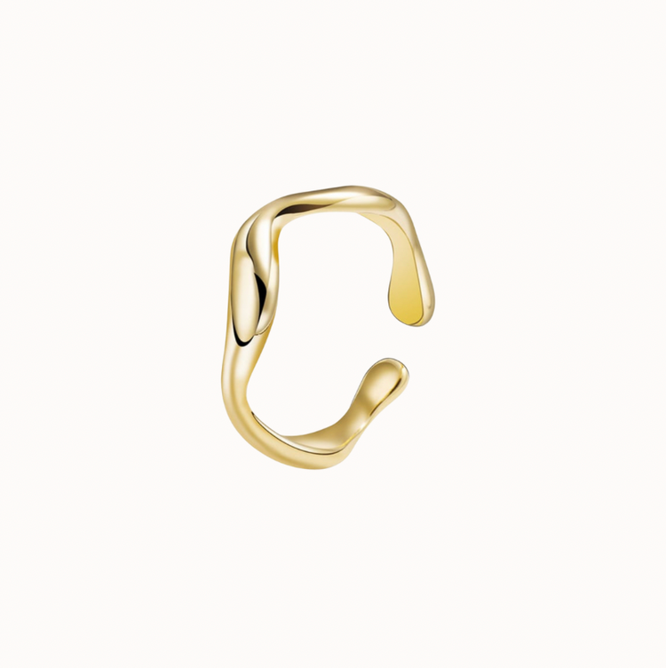 Wavy ring