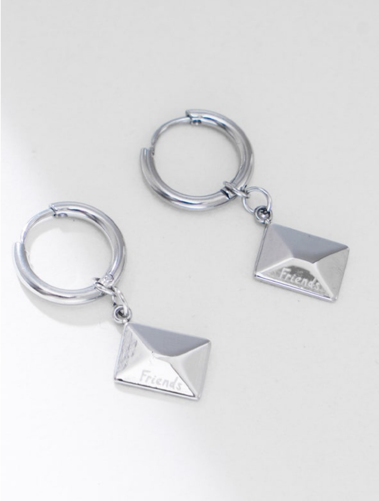 Bestie Envelope Hoops