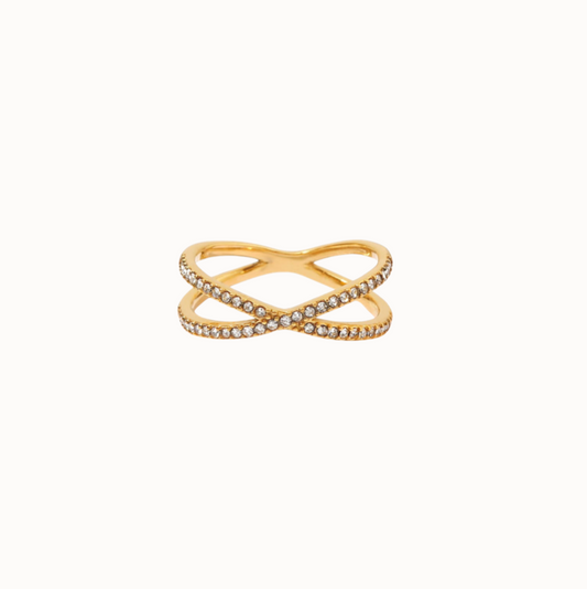 Criss-Cross ring